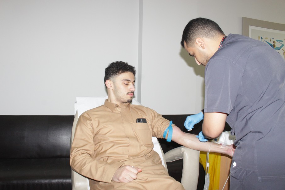 اختتام حملة «اقتداء وعطاء» للتبرع بالدم في كليات الشرق العربي