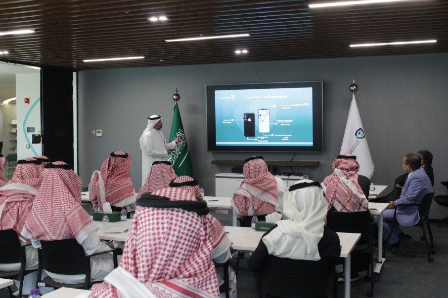 طلاب كلية الشرق العربي للحقوق في زيارة للهيئة السعودية للملكية الفكرية