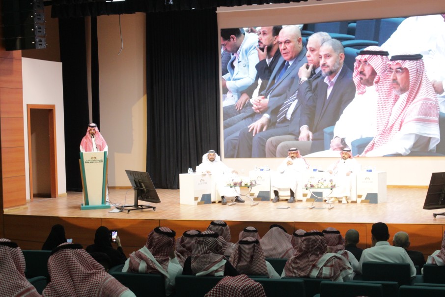 كليات الشرق العربي تعزز تواصلها بخريجيها عبر جلسة حوارية بحضور السلمان