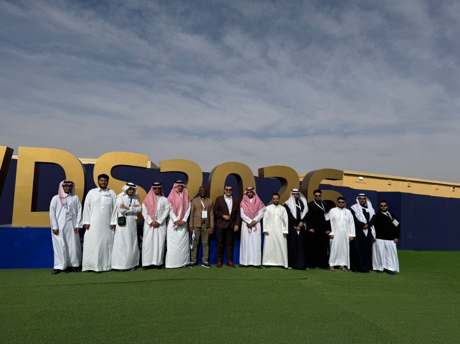 كليات الشرق العربي تختتم مشاركتها في معرض الدفاع العالمي وتعزز شراكاتها في القطاع العسكري